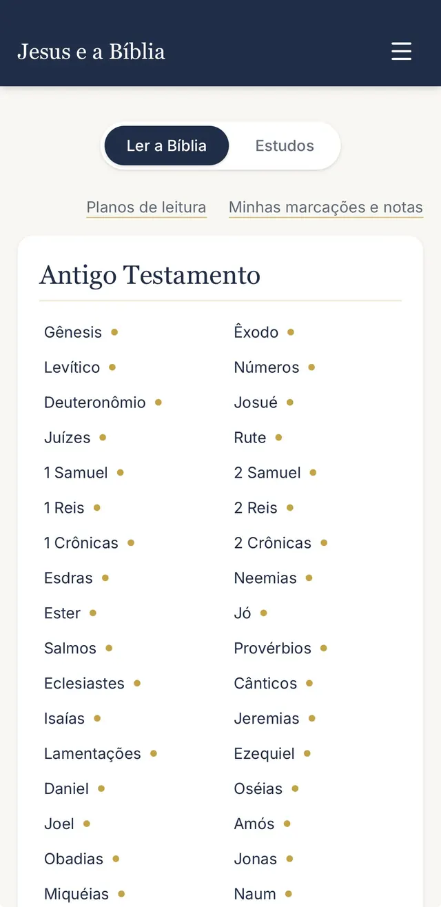Tela da Bíblia com as abas Ler a Bíblia e Estudos, os atalhos Planos e Minhas marcações e o início do Antigo Testamento